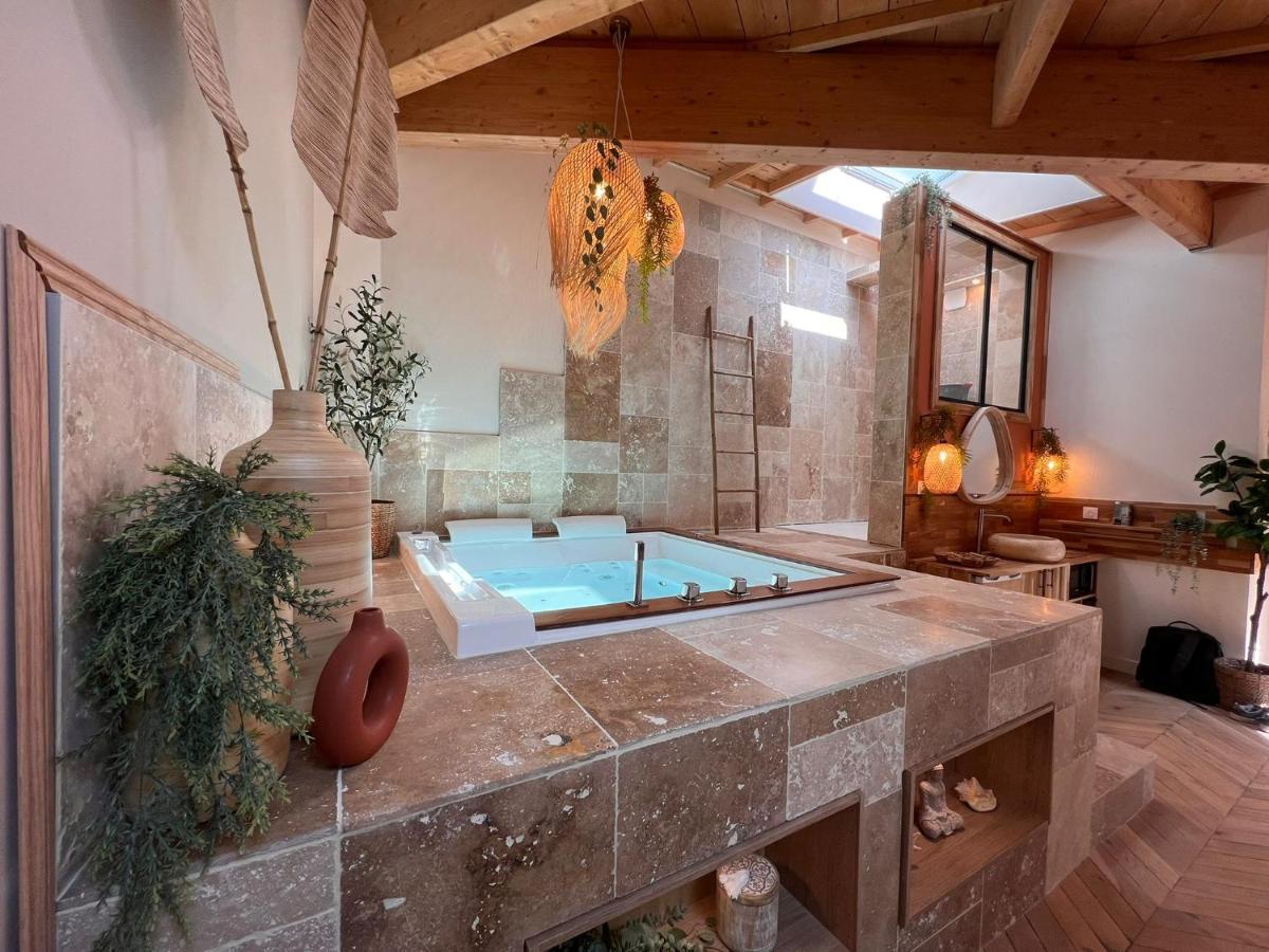 Suite Bali Les Petits Plaisirs Анже Экстерьер фото